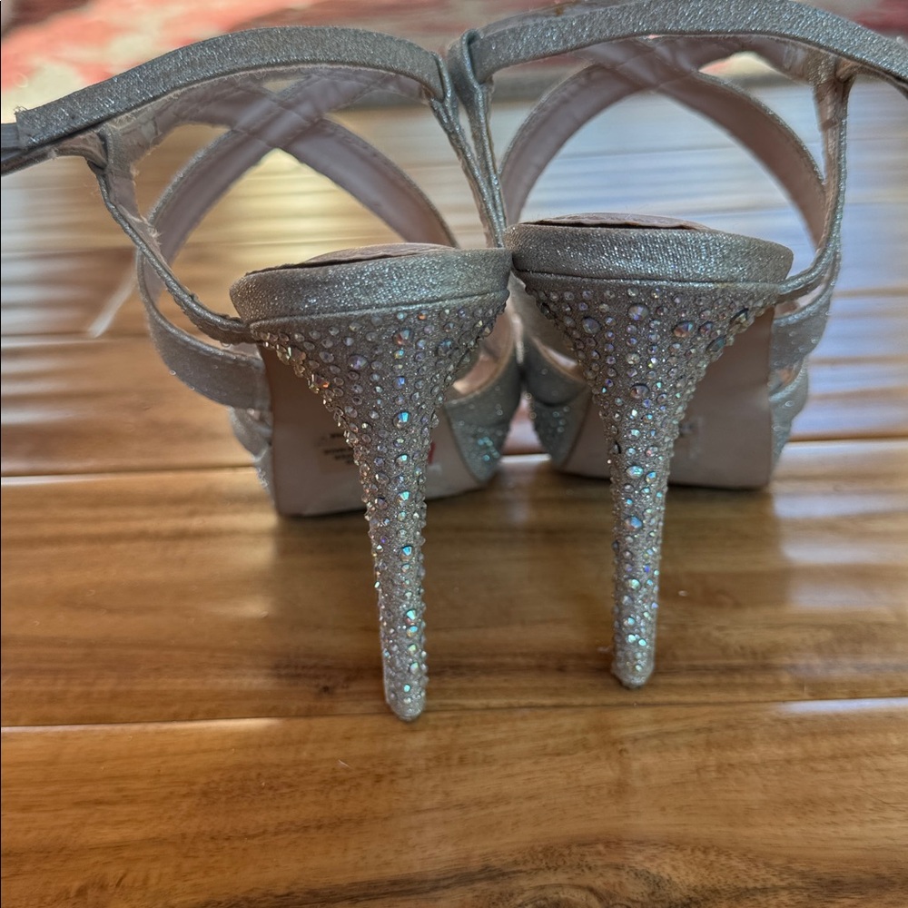Camille La Vie Silver Glitter Strappy Heels - Picture 6 of 10
